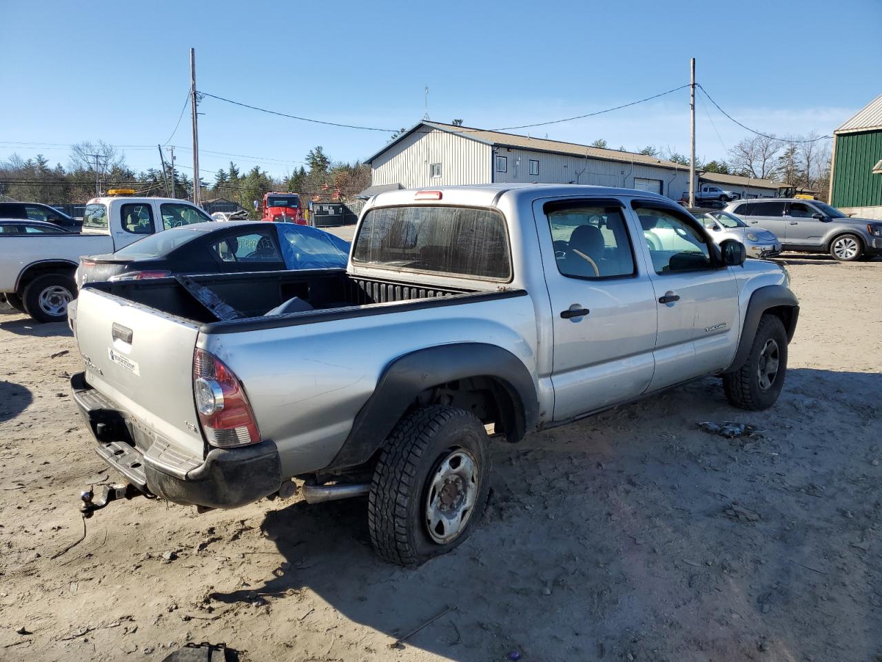 2011 Toyota Tacoma - Image 3