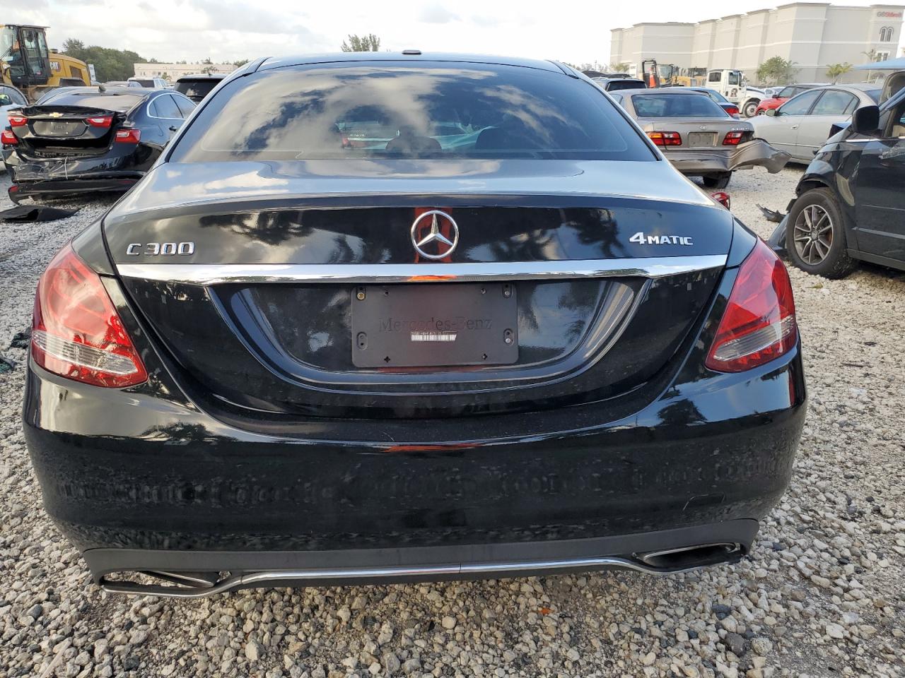 2015 Mercedes-Benz C 300 VIN: 55SWF4JB4FU075115 Lot: 79355854