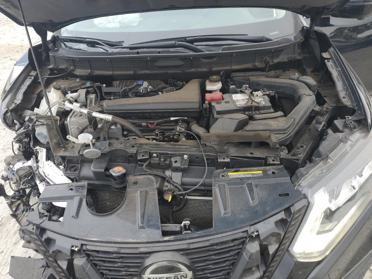 2019 Nissan Rogue - Image 12