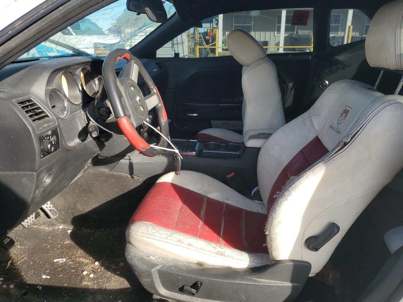 2009 Dodge Challenger - Image 7