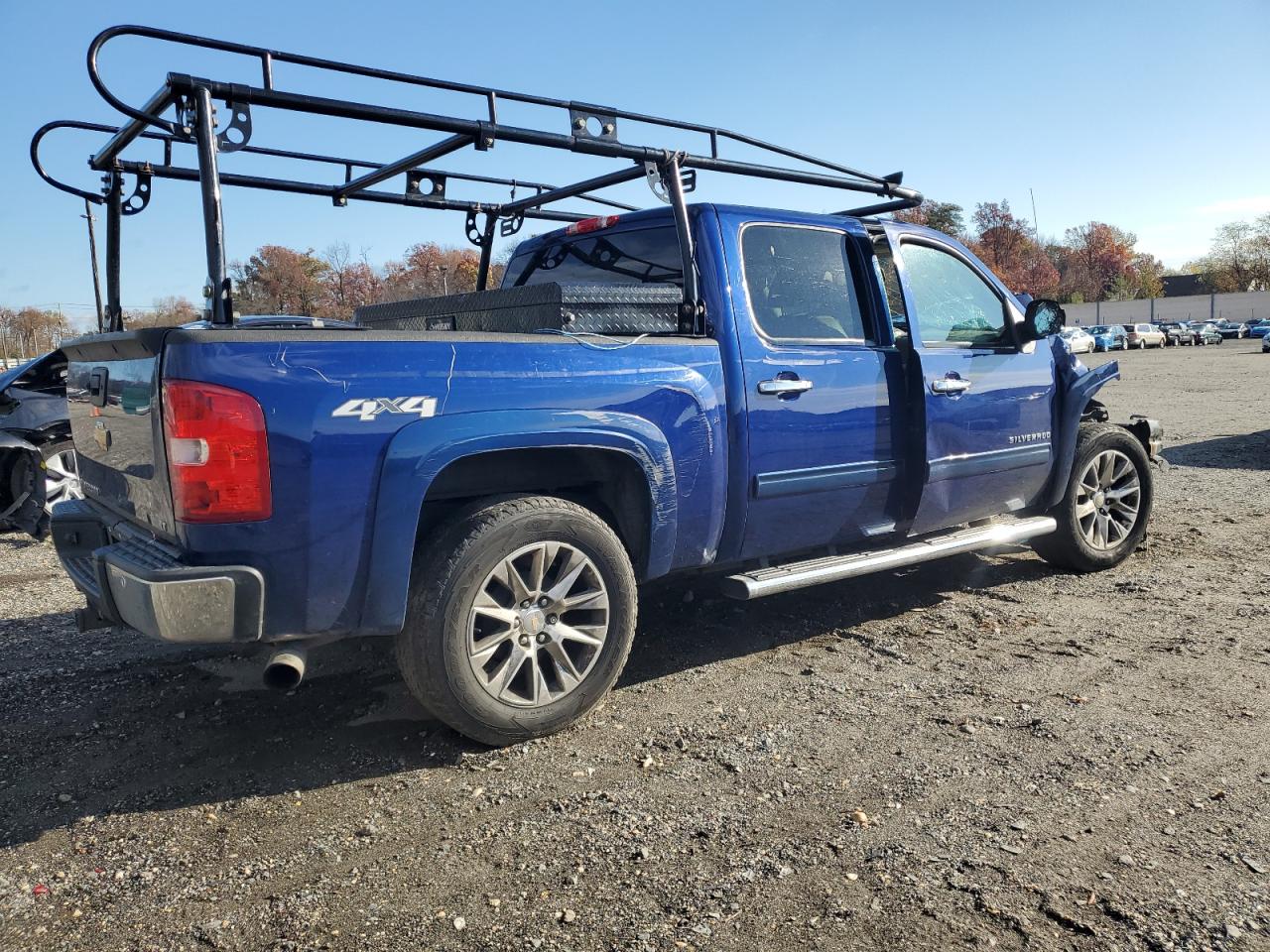 2013 Chevrolet Silverado - Image 3