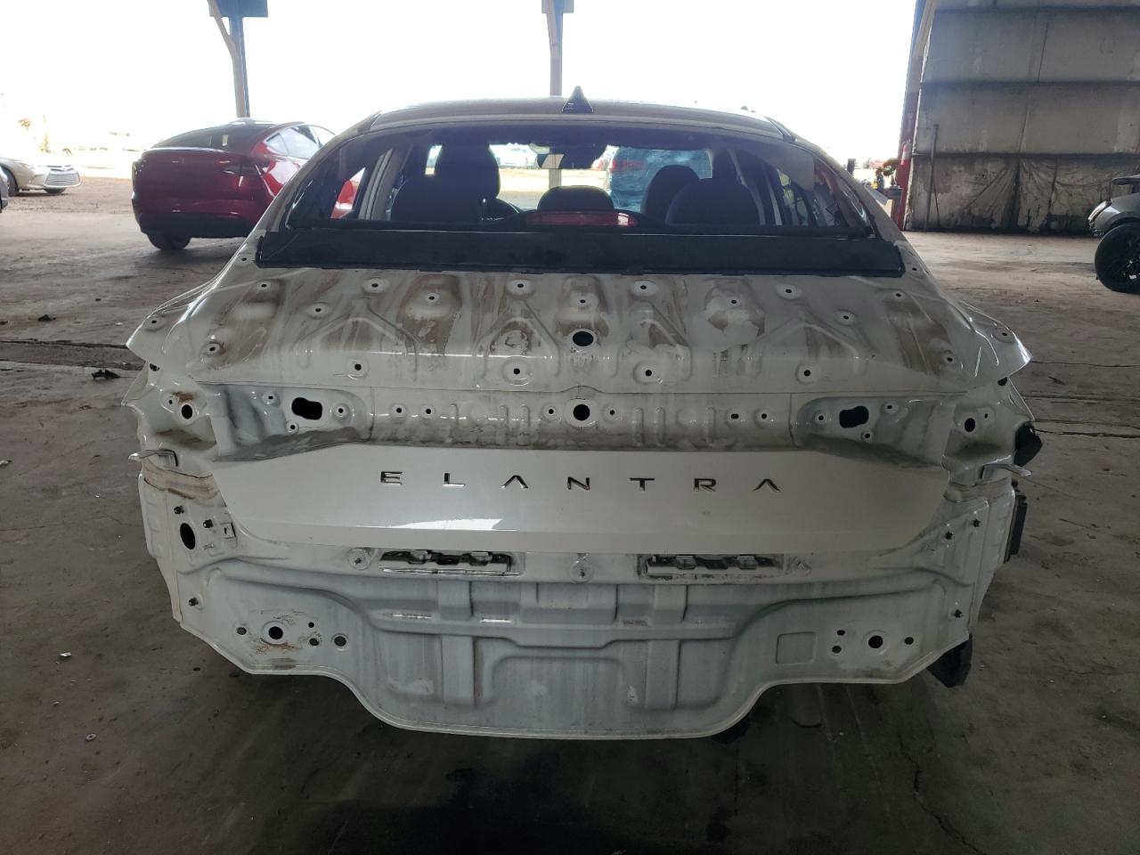 2022 Hyundai Elantra - Image 6