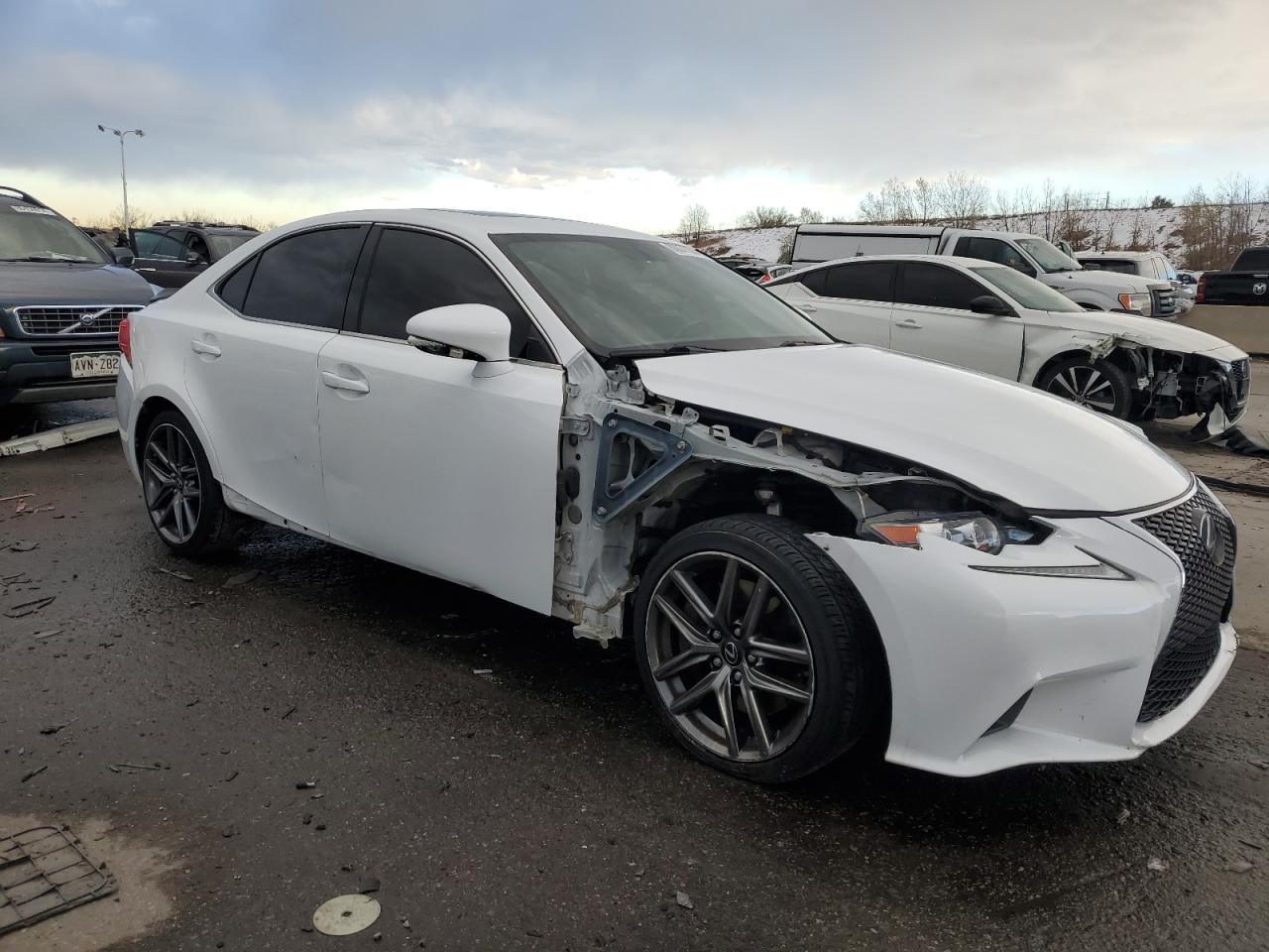 2015 Lexus IS - Image 4