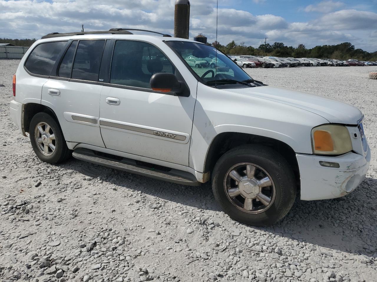 2003 GMC Envoy - Image 4