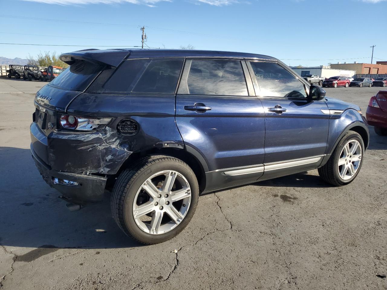 2015 Land Rover Range Rover - Image 3