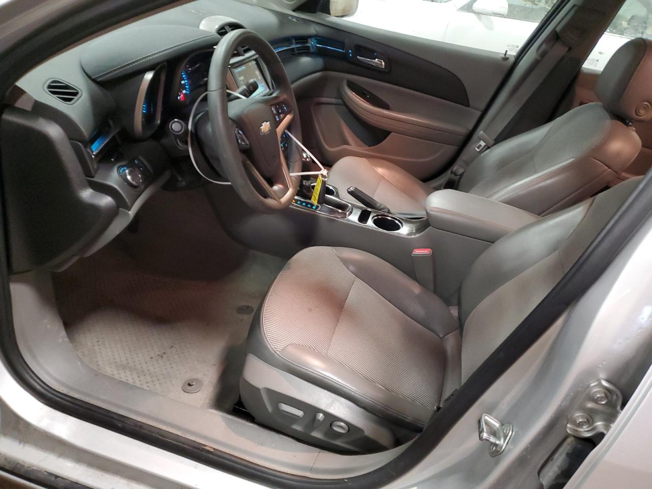 2016 Chevrolet Malibu - Image 7