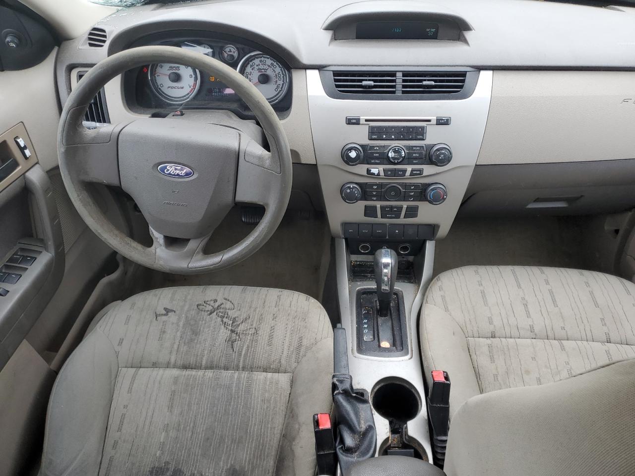 2010 Ford Focus - Image 8