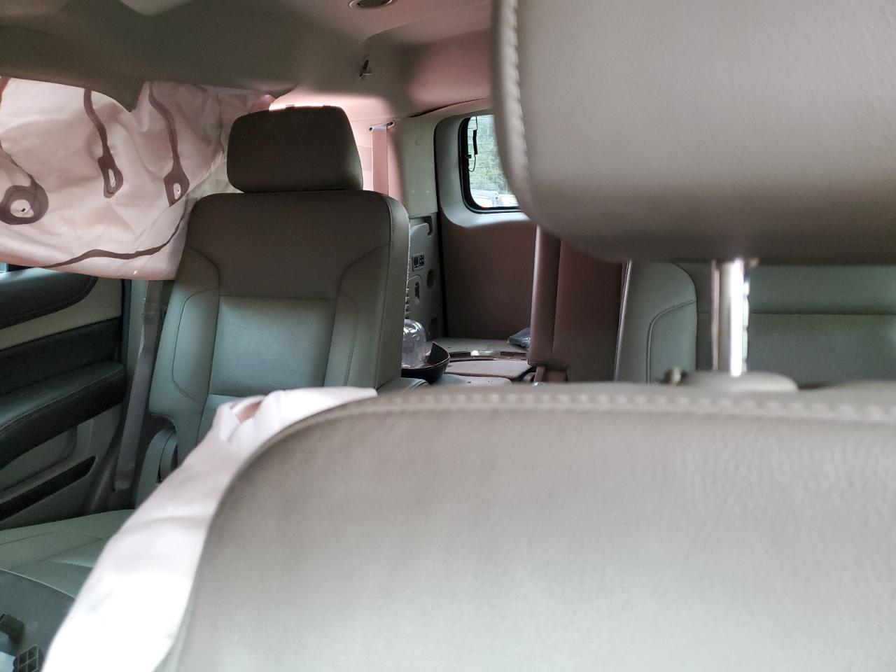 2015 Chevrolet Tahoe - Image 10