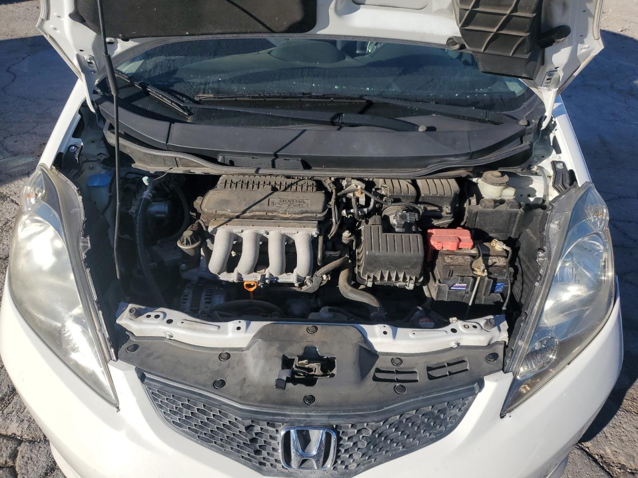 2011 Honda Fit - Image 13
