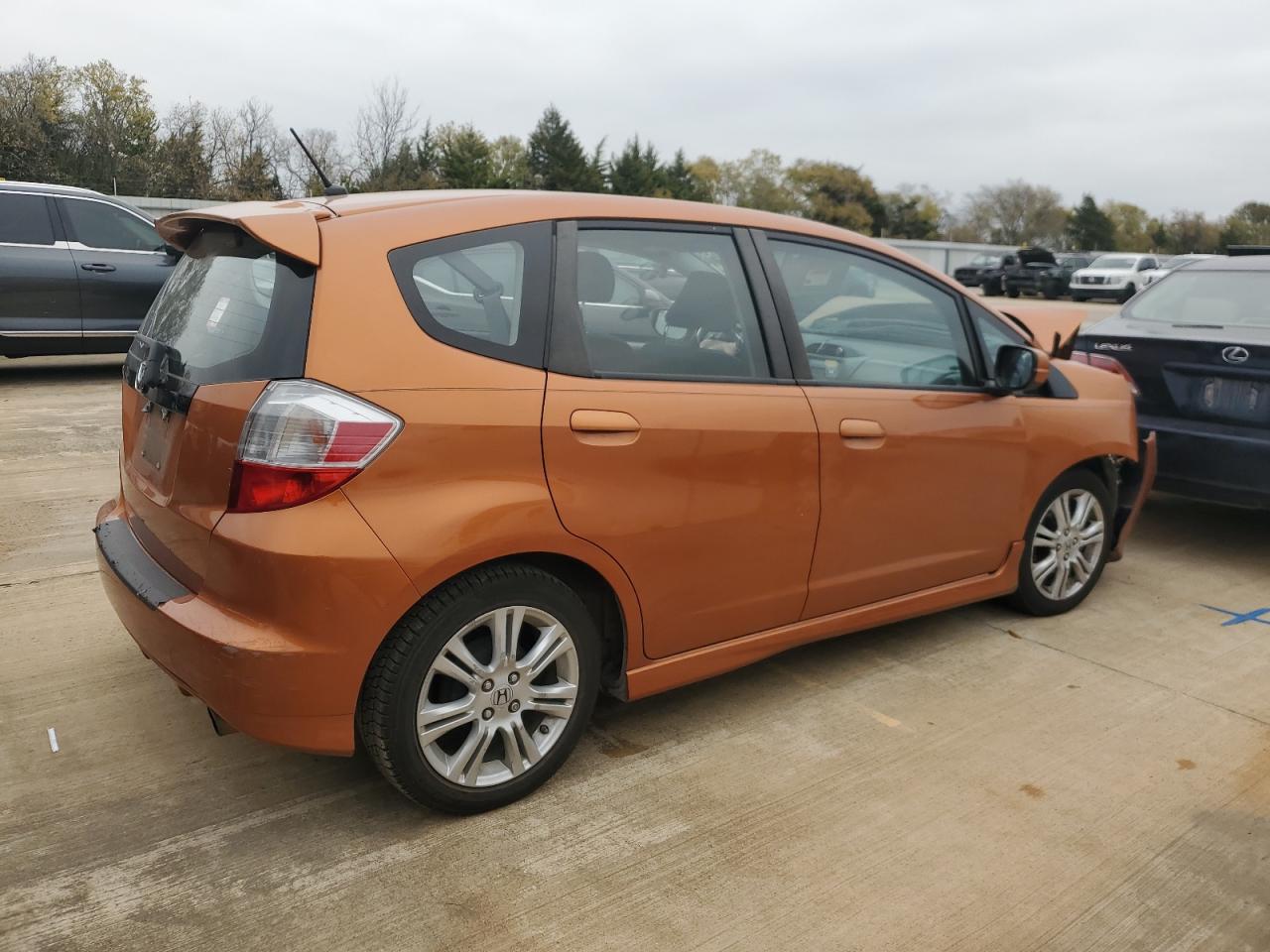 2009 Honda Fit - Image 3