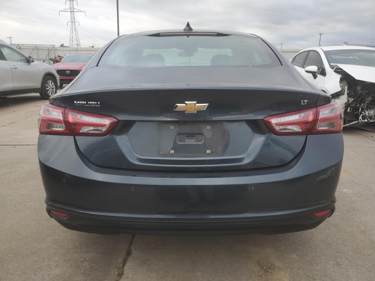2019 Chevrolet Malibu - Image 6
