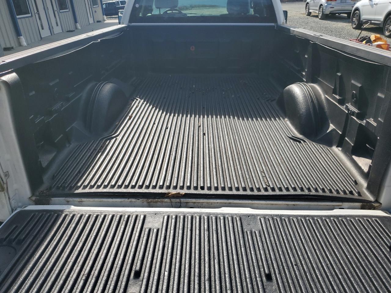 2012 Ford F-150 - Image 10