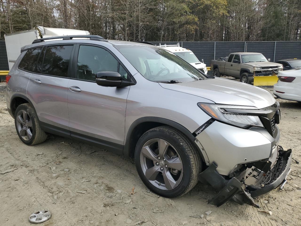 2020 Honda Passport Touring VIN: 5FNYF8H96LB004076 Lot: 81239214