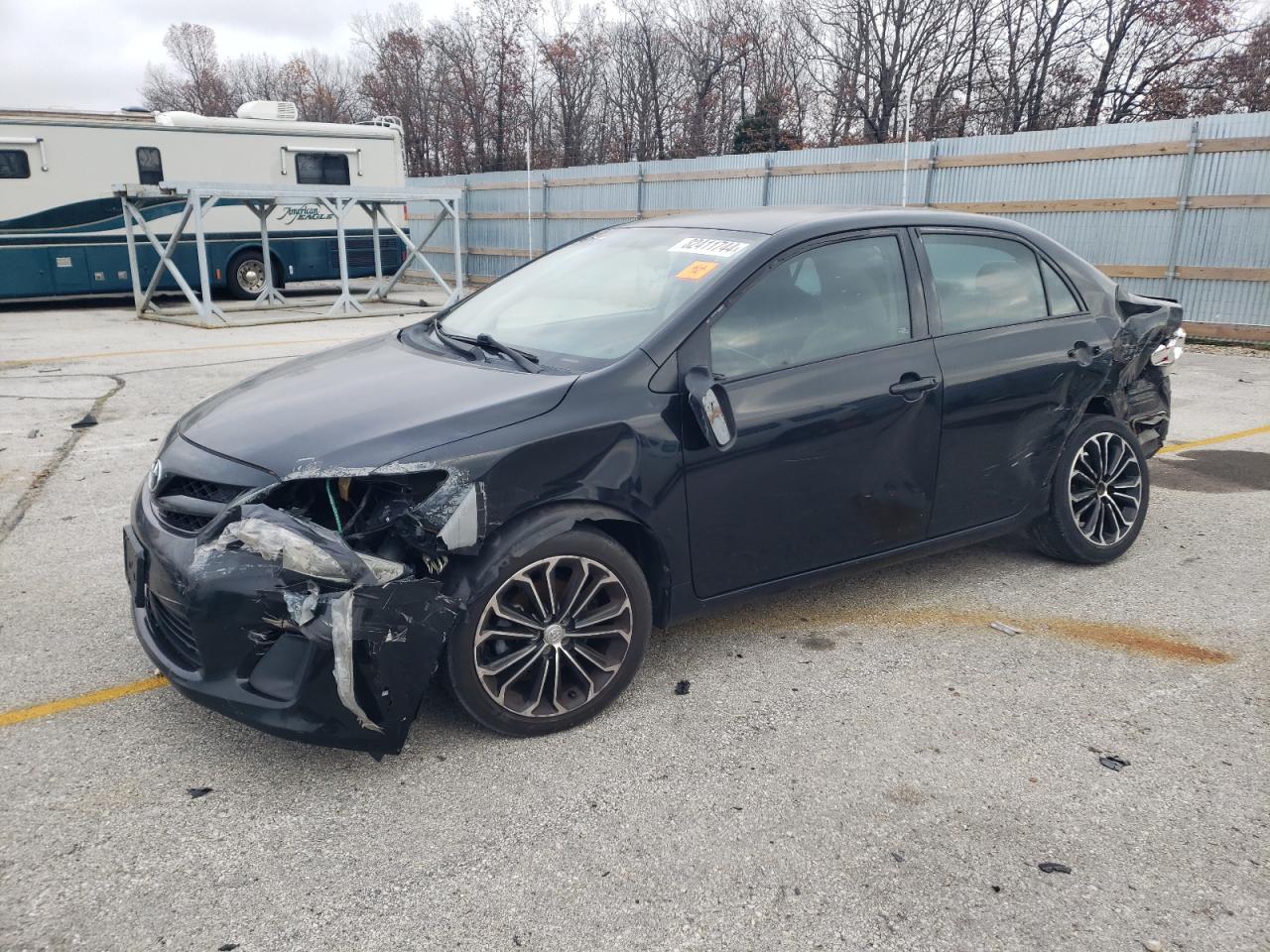 2011 Toyota Corolla Base zu verkaufen in Bridgeton, MO - All Over