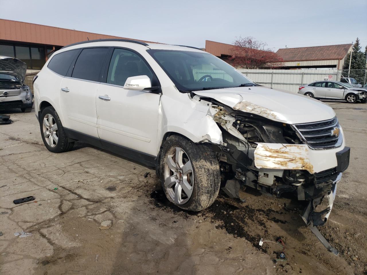 VIN 1GNKVGKD3HJ173785 2017 CHEVROLET TRAVERSE no.4