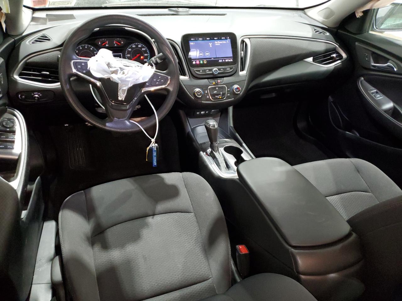 2020 Chevrolet Malibu - Image 8