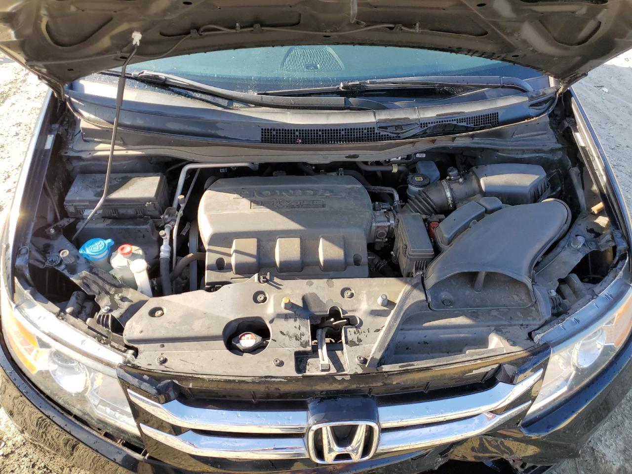 2014 Honda Odyssey - Image 12