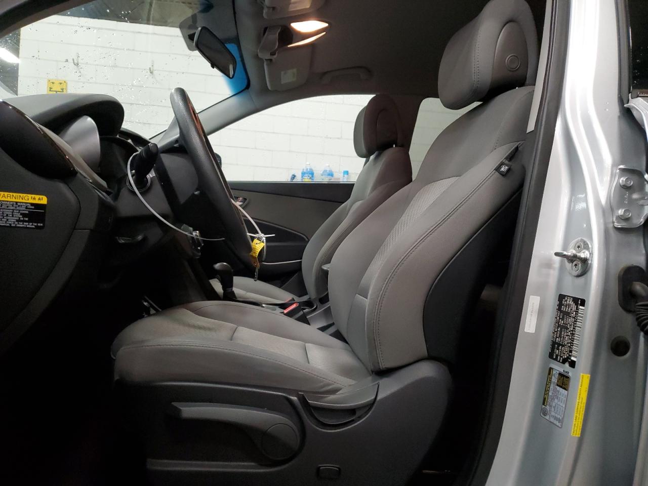 2018 Hyundai Santa Fe - Image 7