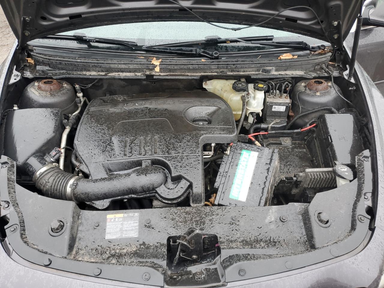 2010 Chevrolet Malibu - Image 11