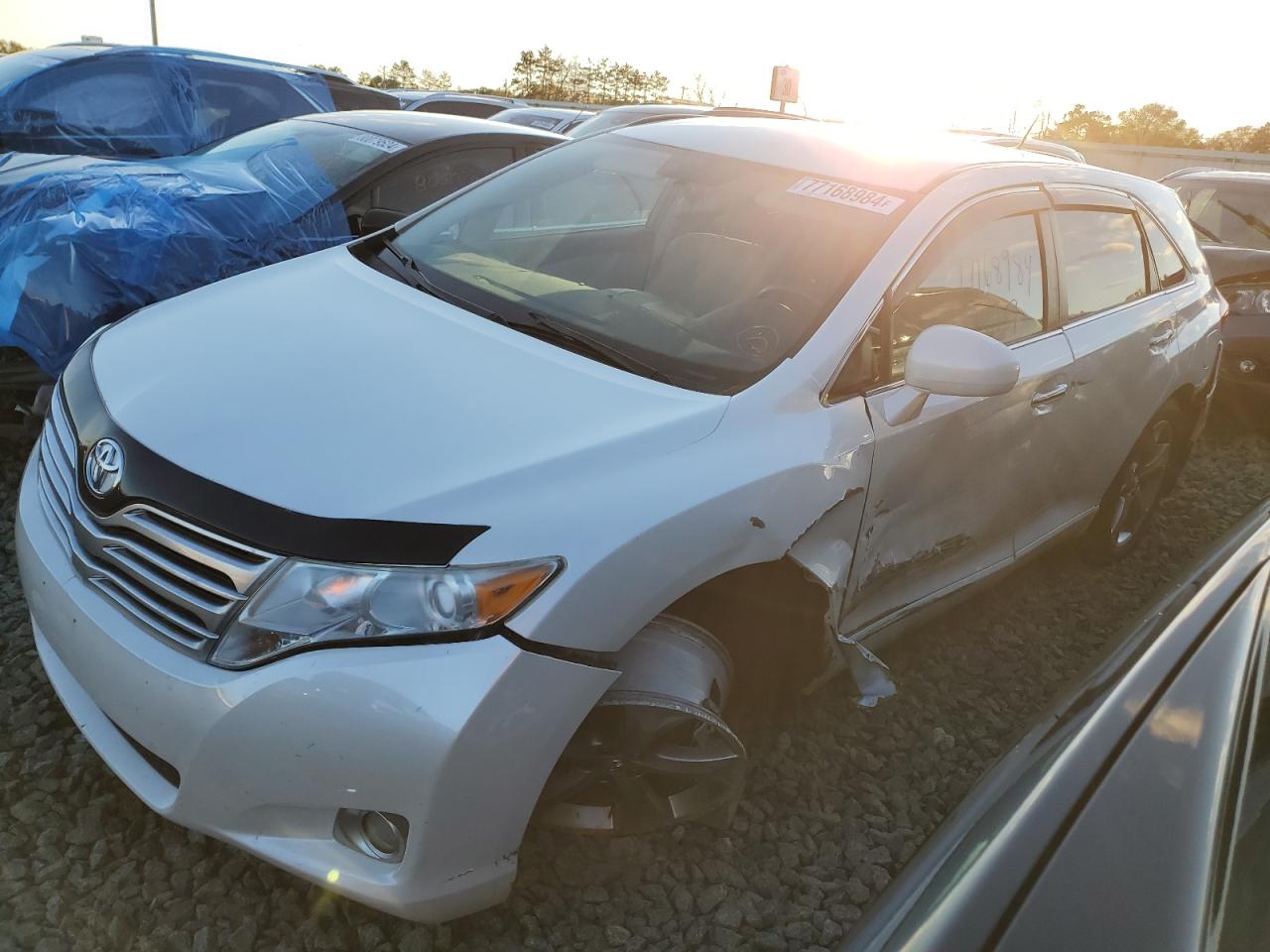 2011 Toyota Venza - Image 1