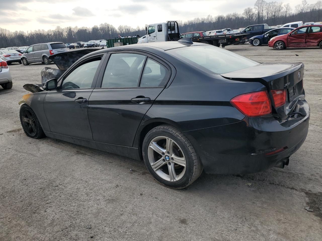 VIN WBA3B5C52DF597521 2013 BMW 3 SERIES no.2