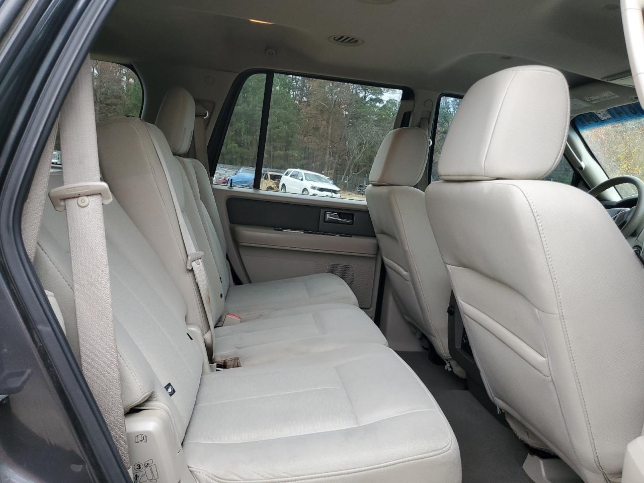 2007 Ford Expedition - Image 12