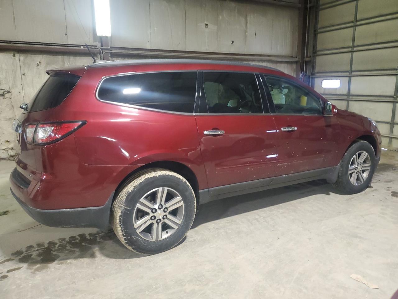 VIN 1GNKVGKDXHJ160631 2017 CHEVROLET TRAVERSE no.3