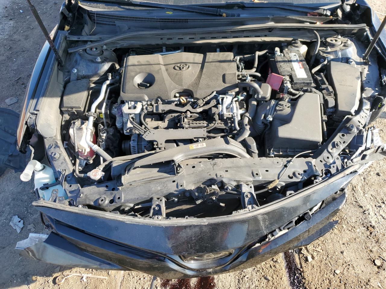 2018 Toyota Camry - Image 13