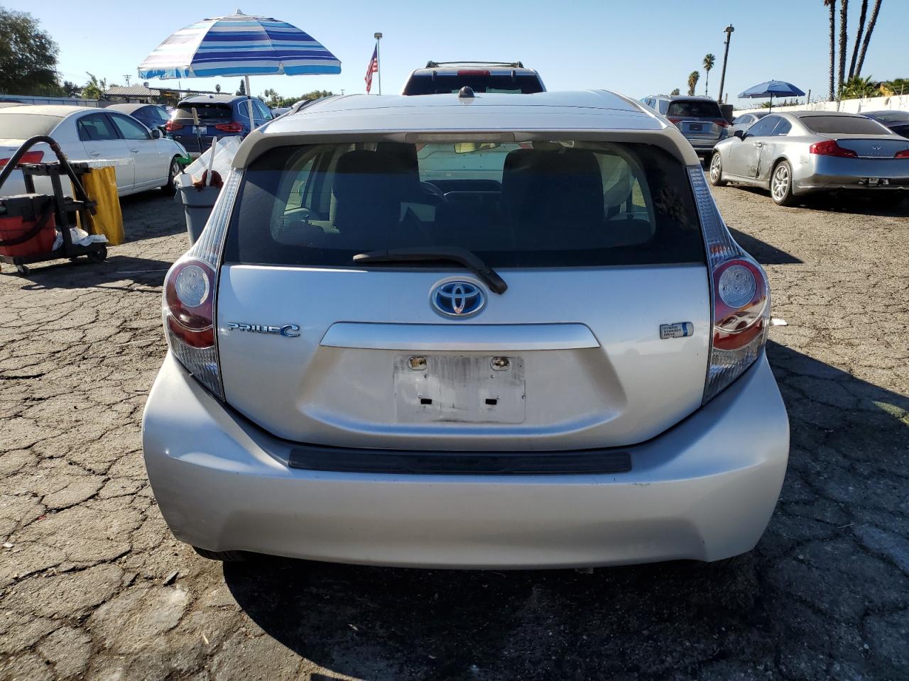 2014 Toyota Prius C VIN: JTDKDTB3XE1064568 Lot: 80667694