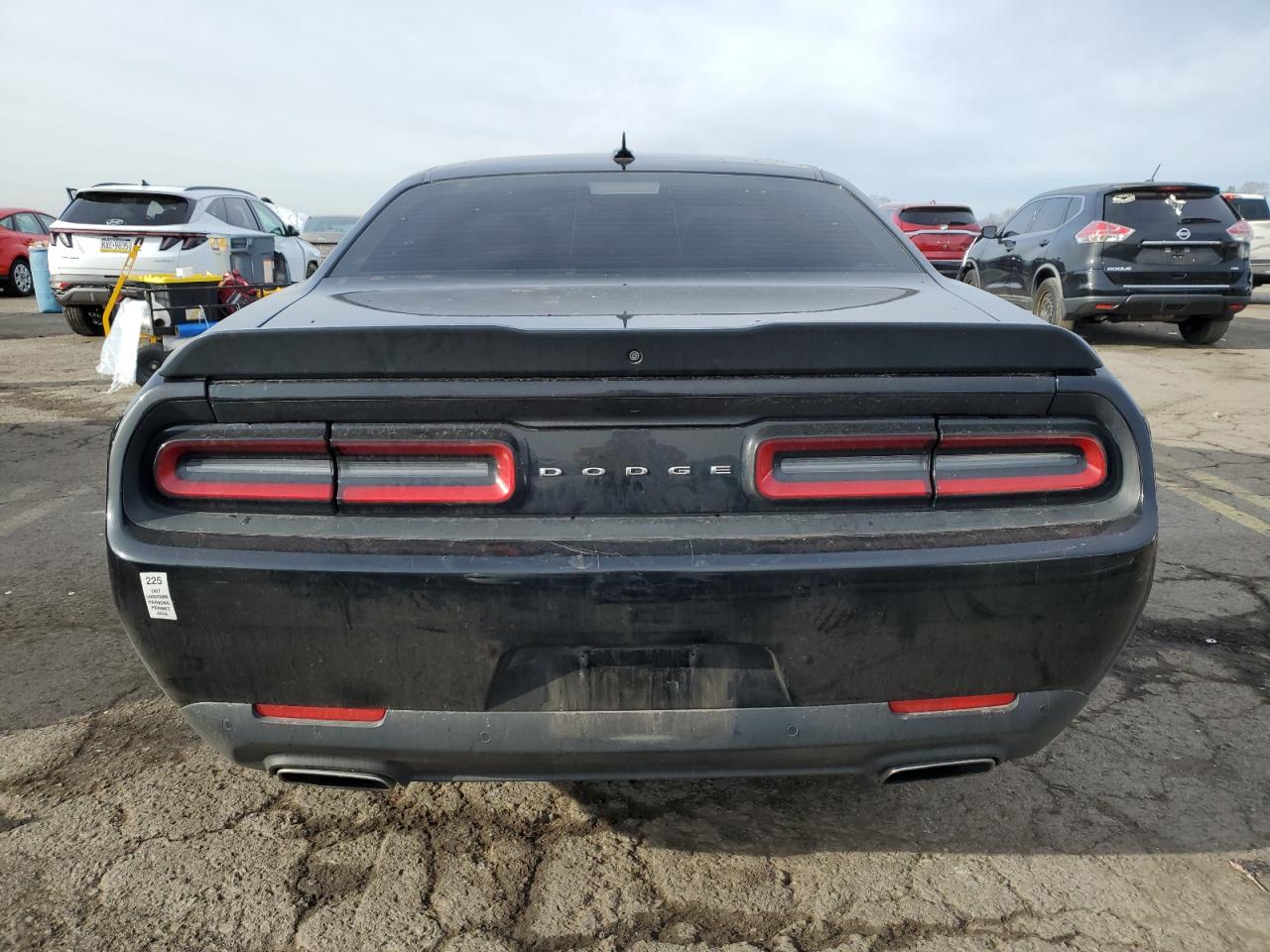 VIN 2C3CDZGG8JH252833 2018 DODGE CHALLENGER no.6