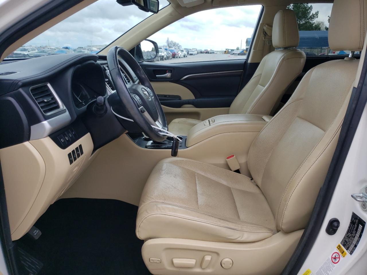 2016 Toyota Highlander - Image 7
