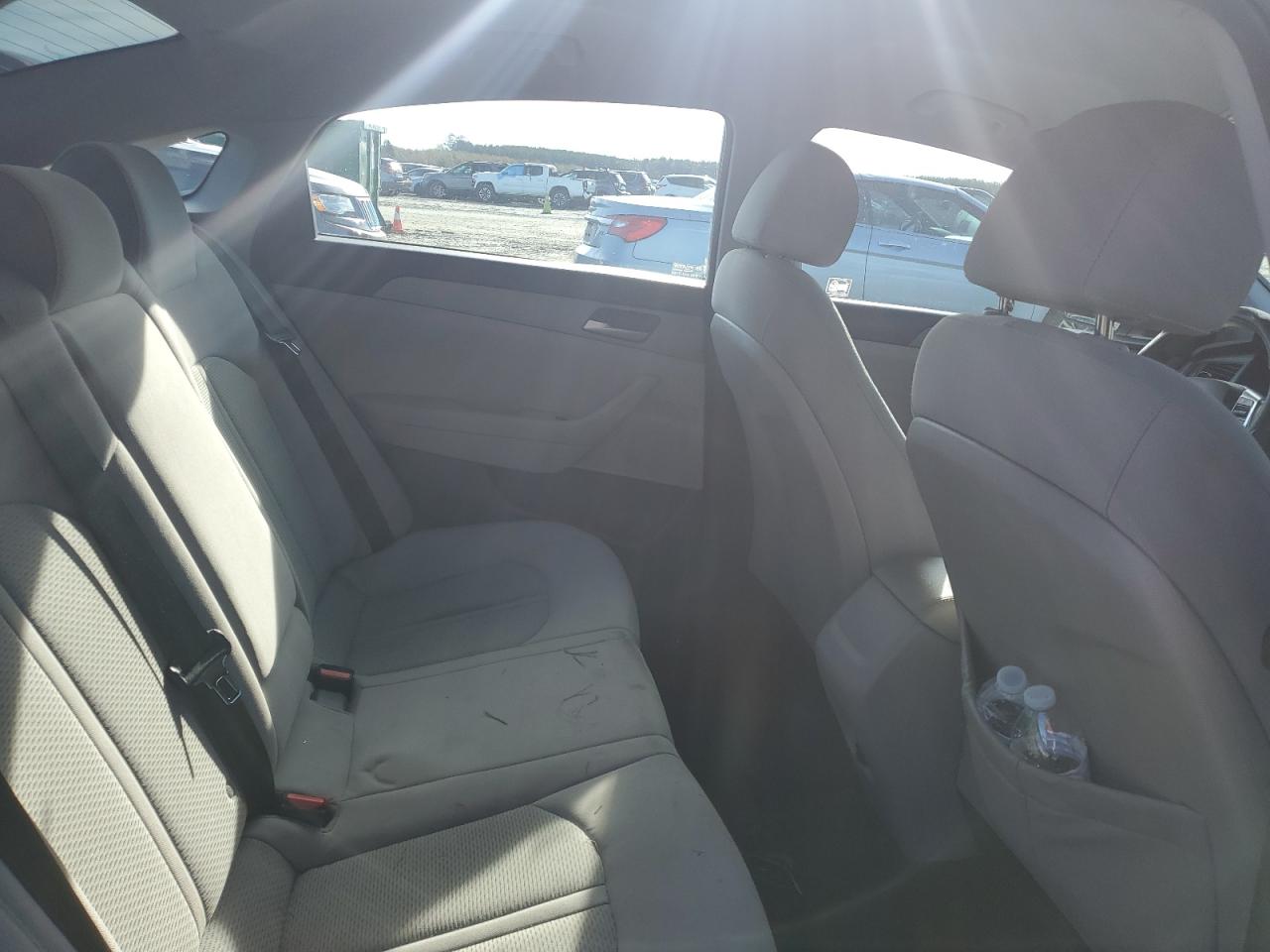 2018 Hyundai Sonata - Image 11