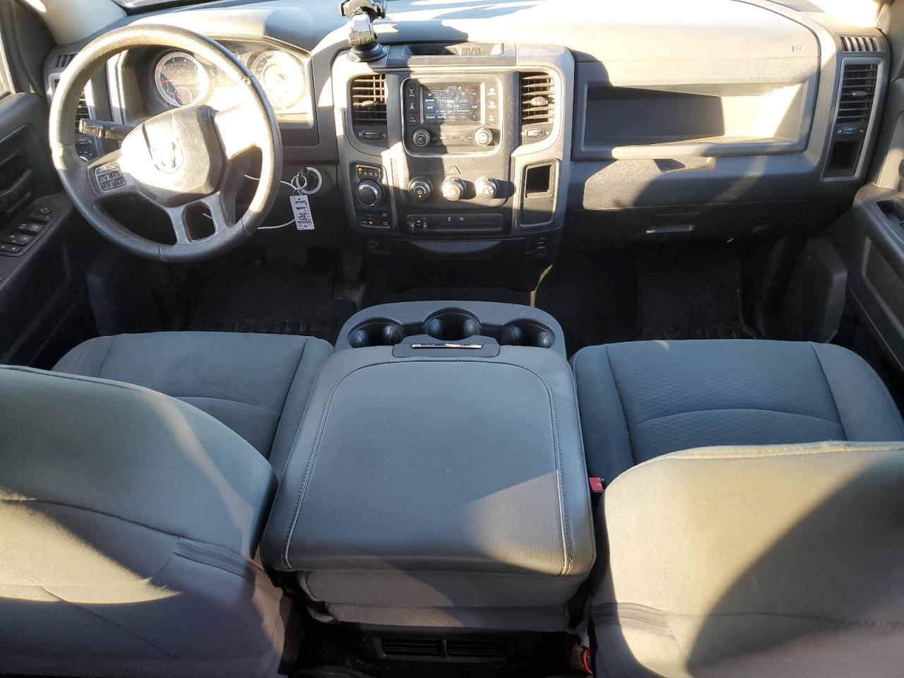 2016 RAM 1500 - Image 8
