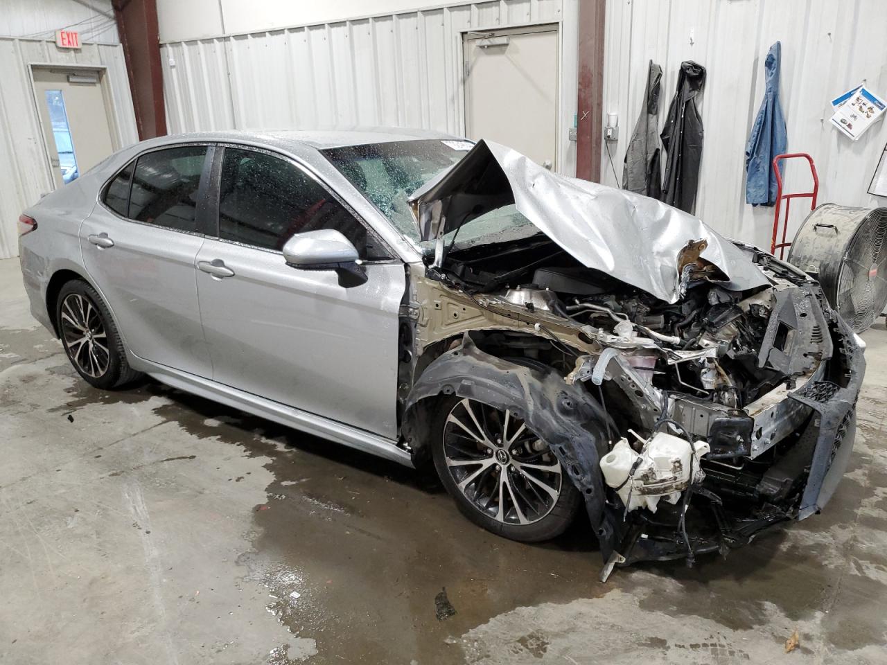 2018 Toyota Camry - Image 4