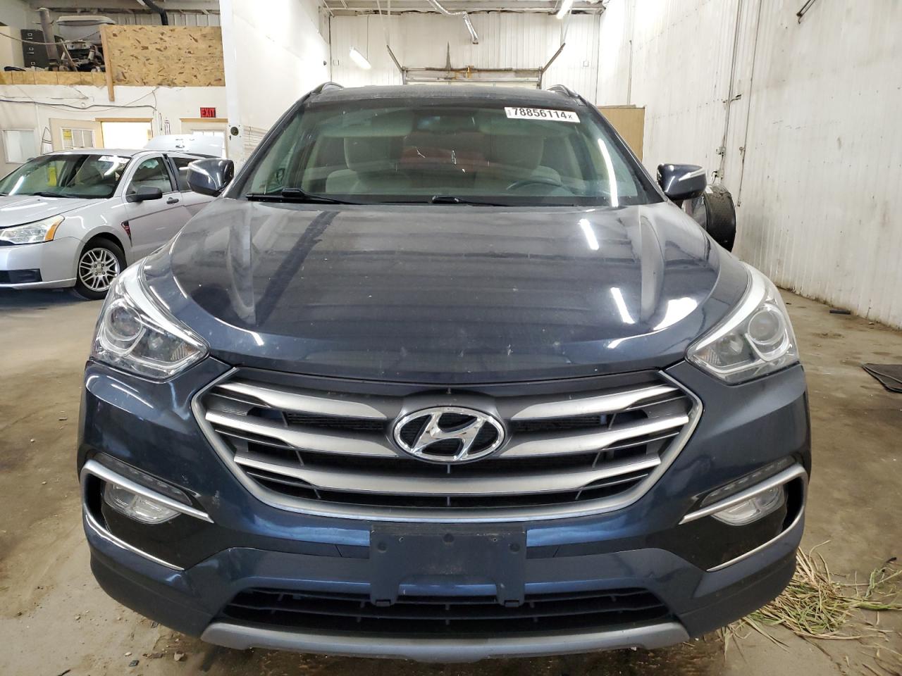 2018 Hyundai Santa Fe - Image 5