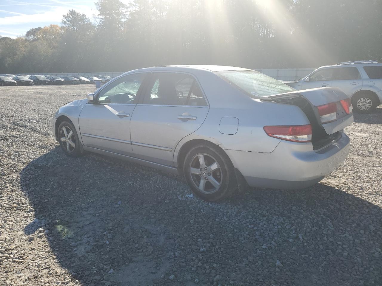 2004 Honda Accord - Image 2