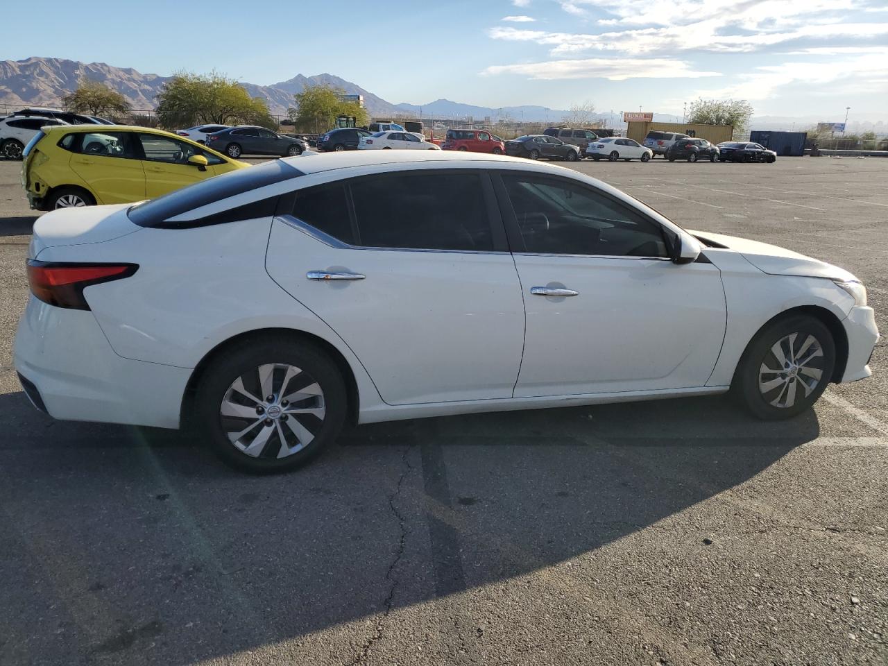 2019 Nissan Altima - Image 3