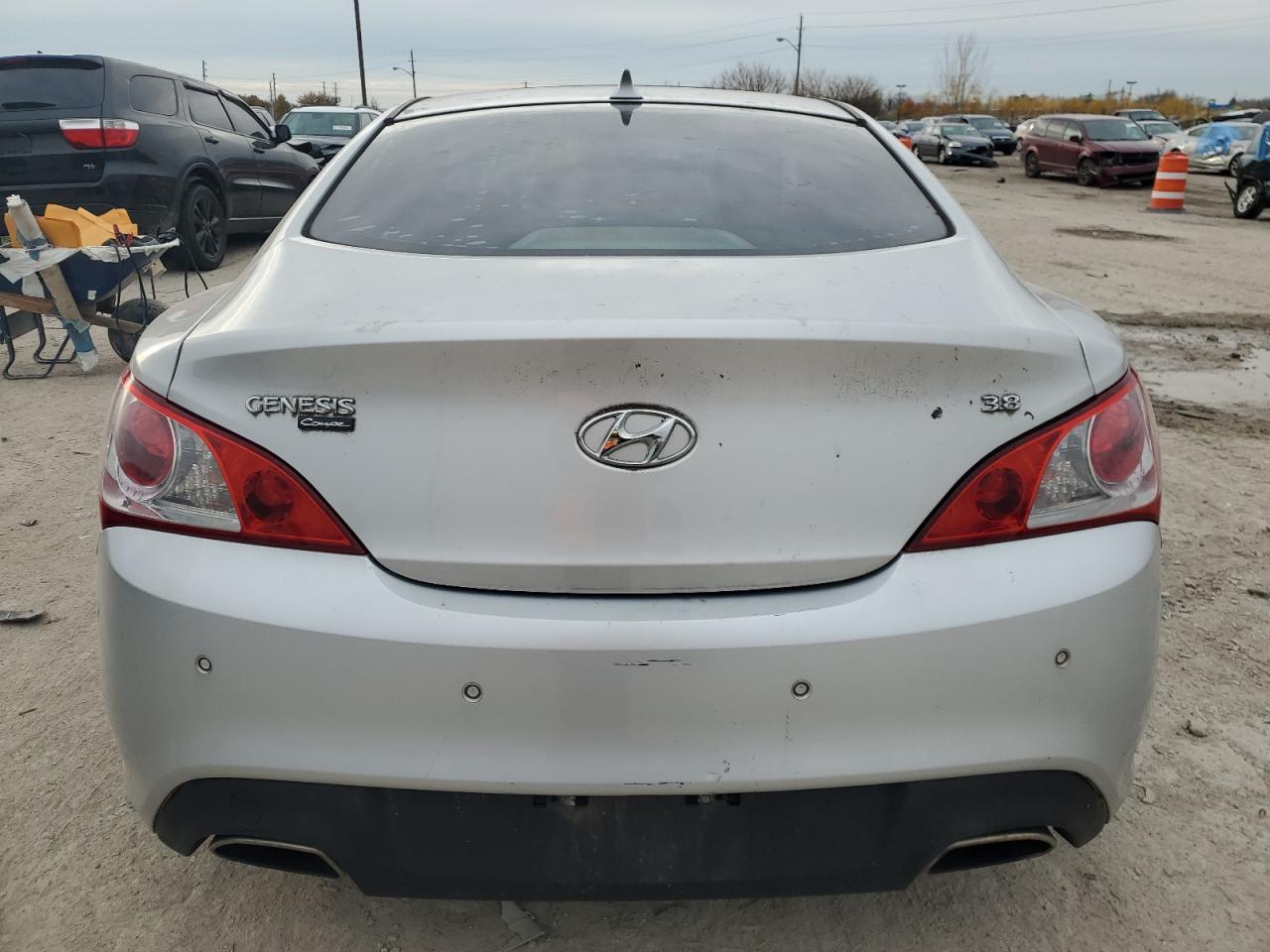 2010 Hyundai Genesis Coupe 3.8L VIN: KMHHU6KHXAU035468 Lot: 82389294