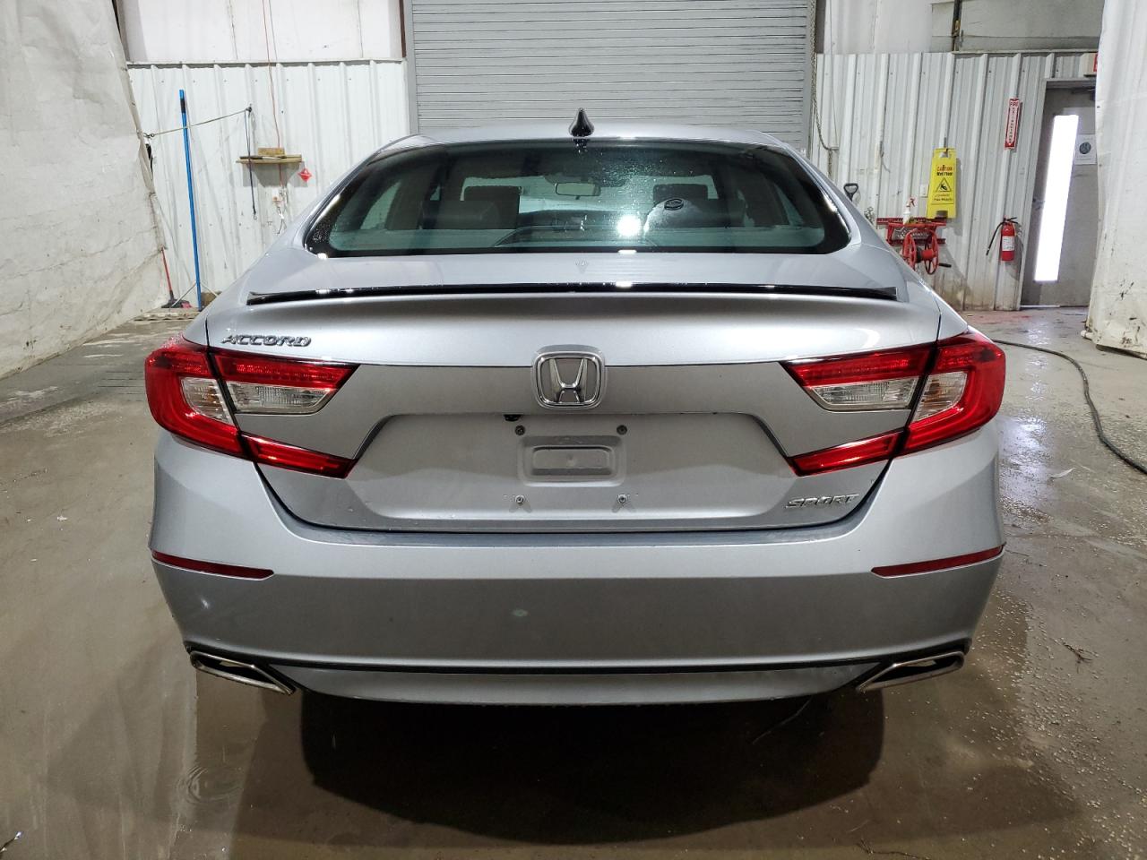 2022 Honda Accord - Image 6