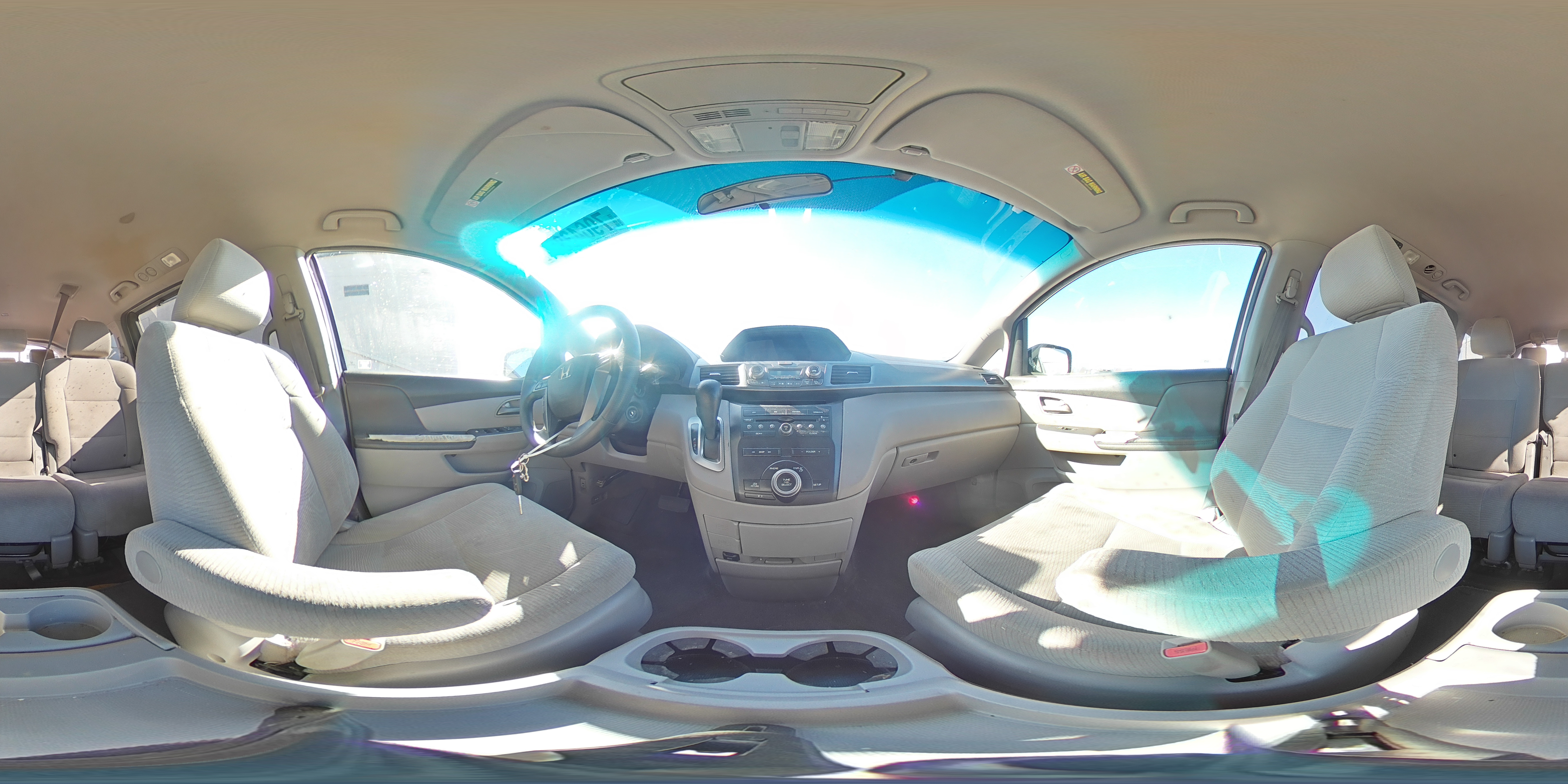 2012 Honda Odyssey - Image 15