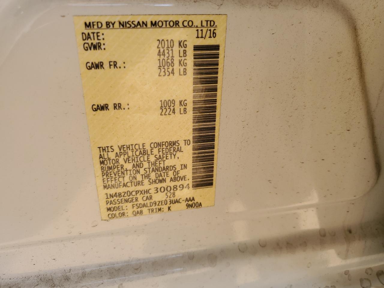 2017 Nissan Leaf - Image 12