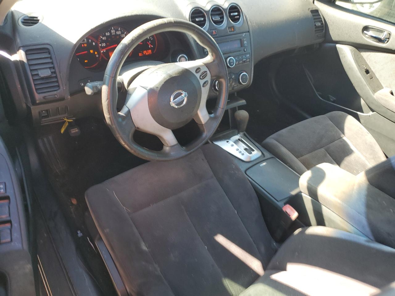 2009 Nissan Altima - Image 8