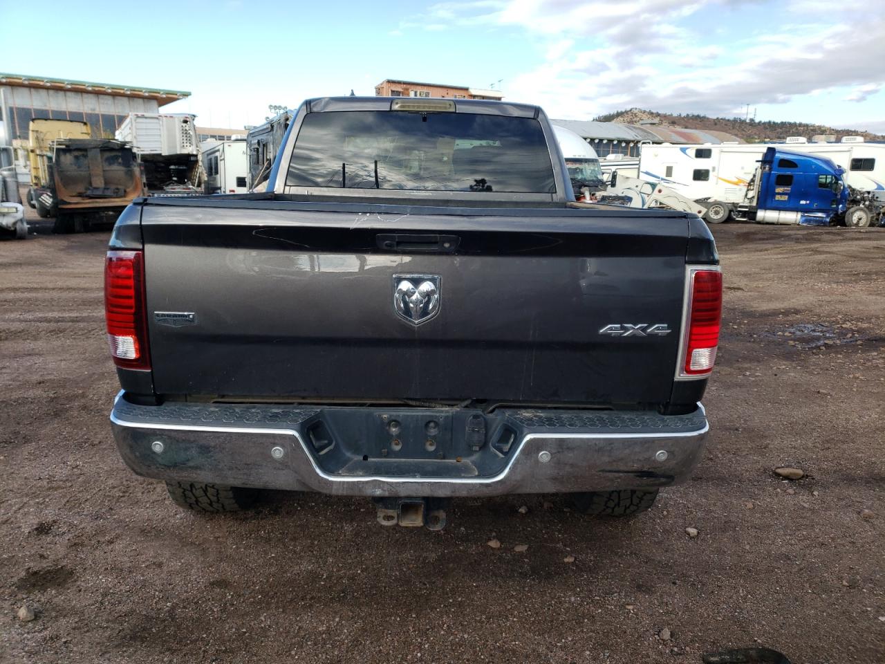 2017 Ram 2500 Laramie VIN: 3C6UR5FL2HG569727 Lot: 78243374