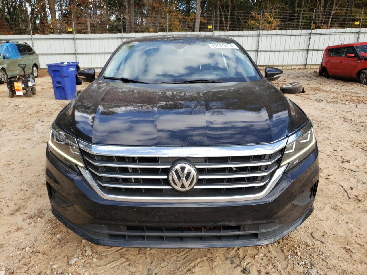 2020 Volkswagen Passat - Image 5