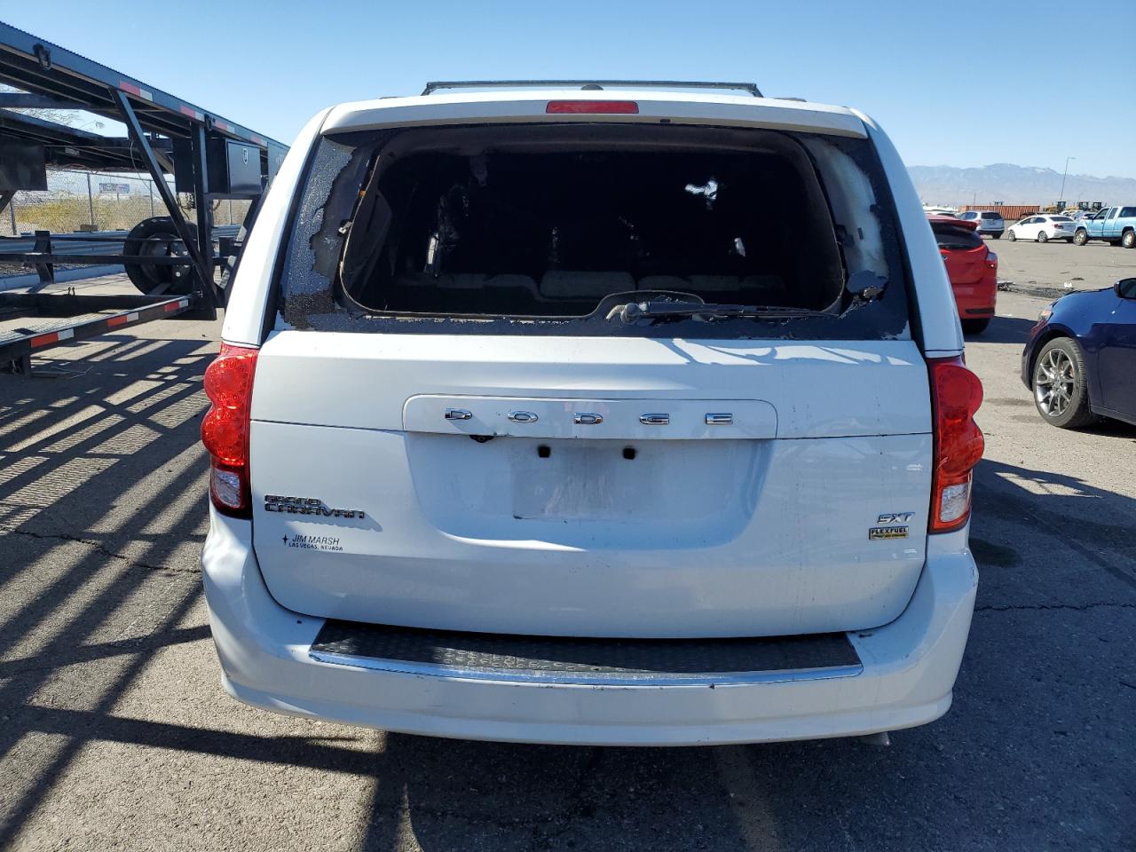 2017 Dodge Caravan - Image 6