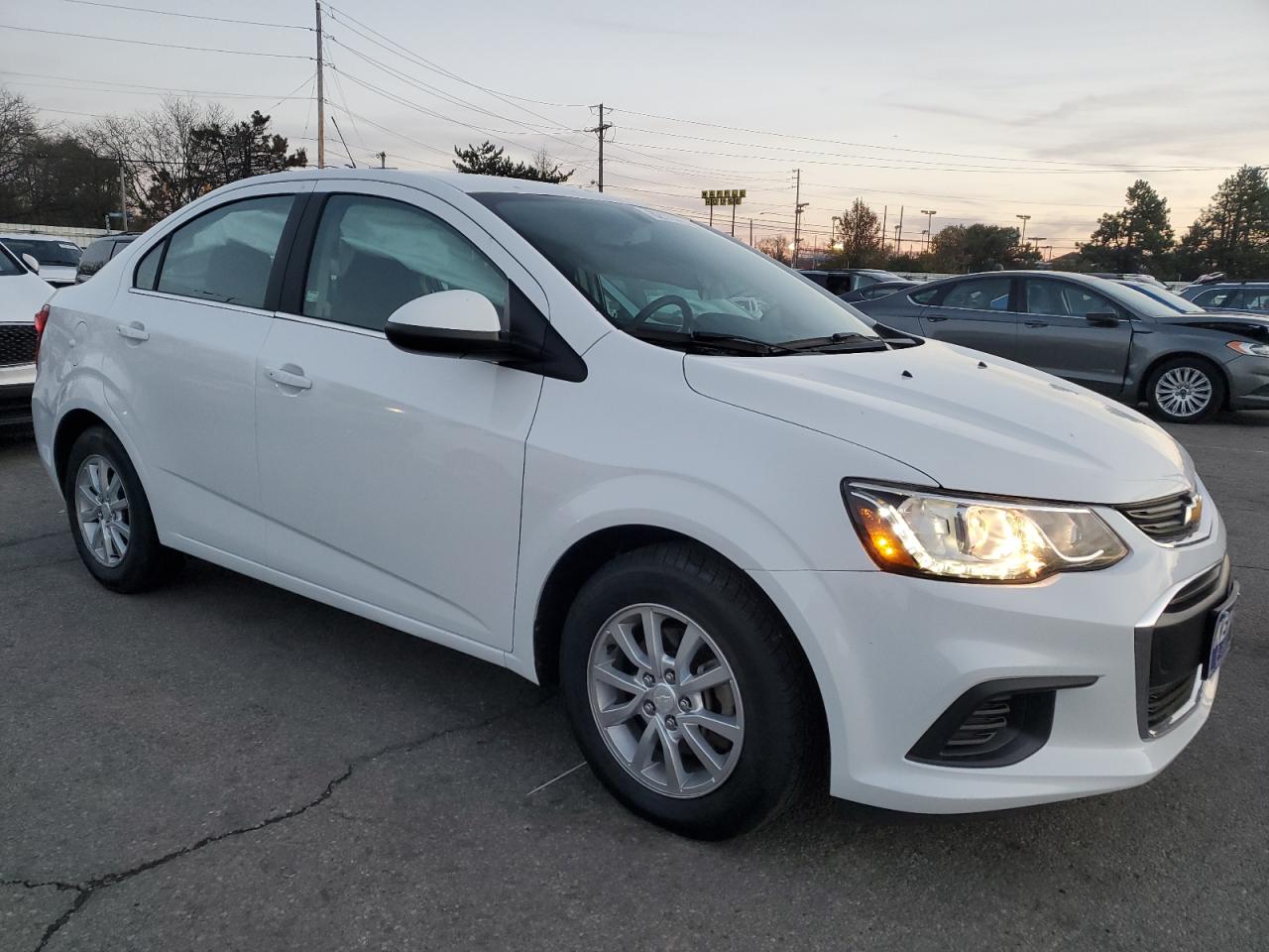 2018 Chevrolet Sonic - Image 4