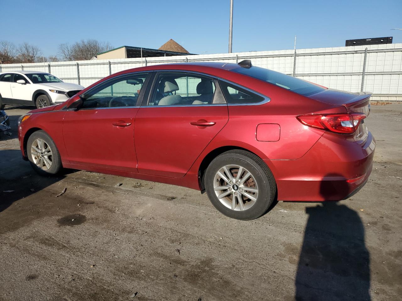 2015 Hyundai Sonata - Image 2