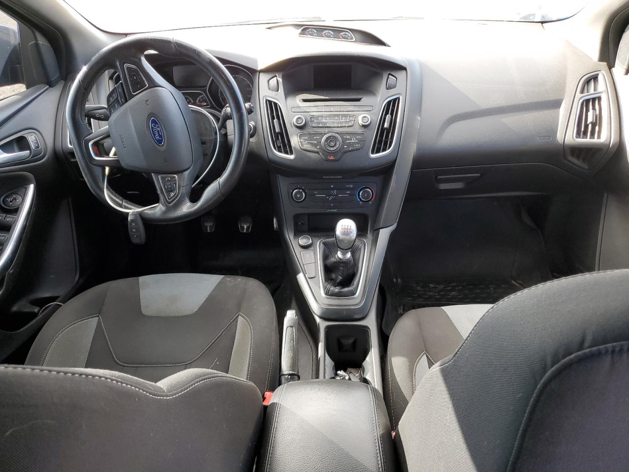 2016 Ford Focus - Image 8