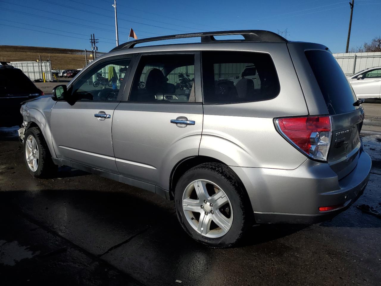 2010 Subaru Forester - Image 2