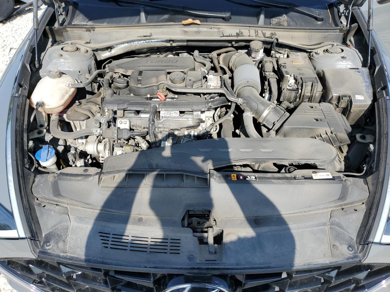 2022 Hyundai Sonata - Image 11
